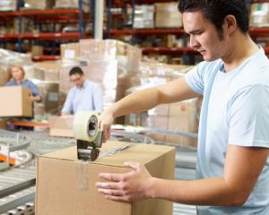 Why won’t packaging tape stick in cold temperatures?